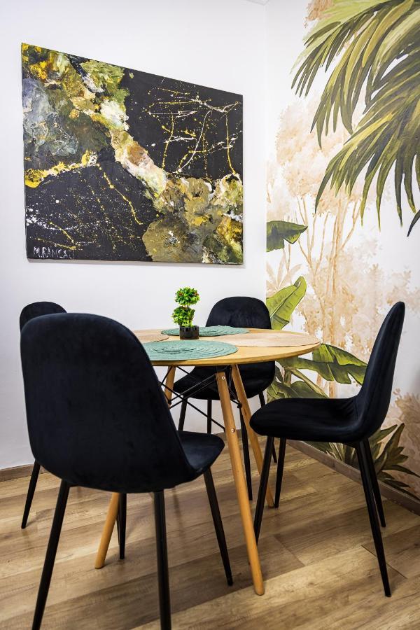 The Tropical House Tirana Apartment Ngoại thất bức ảnh